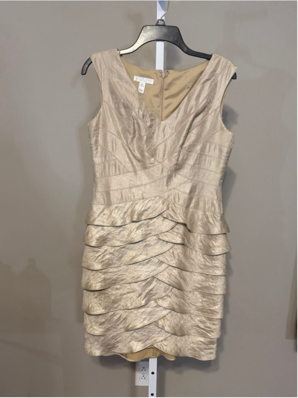 Women's London Times Petite 8P Gold Sleeveless Mini Dress